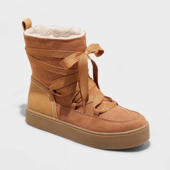 NWT - Universal Thread Birgitte Cognac Winter Boots - Size 8 - Picture 1 of 10